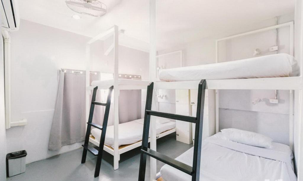 3 Howw Hostel at Khaosan - image 6