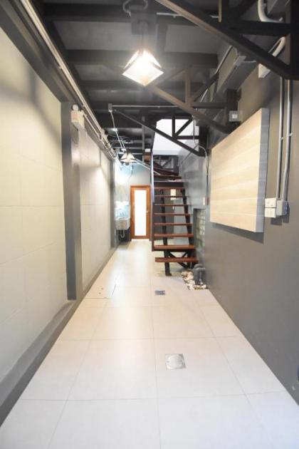 Silom Forest Exclusive Residence - image 9