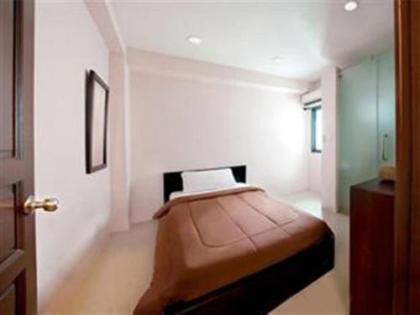 A and A Guesthouse - image 20