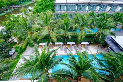 Aranta Airport Hotel - image 10