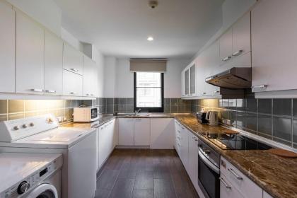 Tonson Residence - image 18