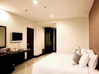 Crystal Suites Suvarnabhumi Airport - image 17