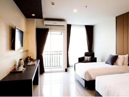 Crystal Suites Suvarnabhumi Airport - image 8