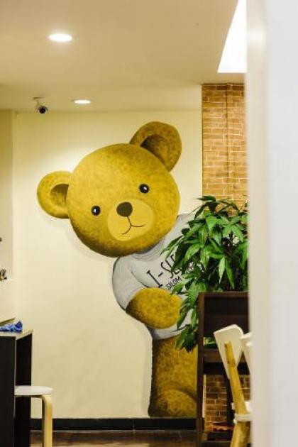 I-Sleep Silom Hostel - image 20