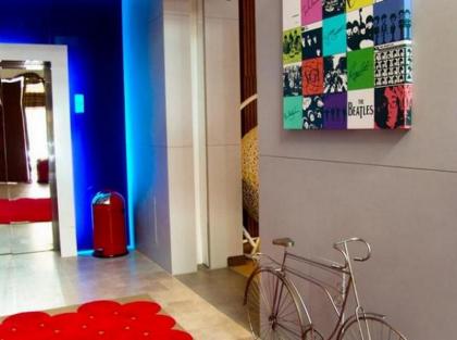 iCheck inn Silom - image 13