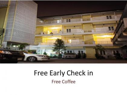 Sri Krungthep Hotel - image 18