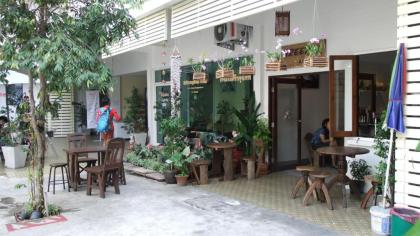 Sri Krungthep Hotel - image 3
