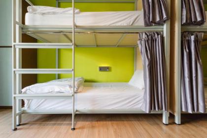 Siamaze Hostel - image 18