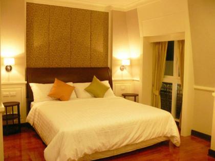 Aurum The River Place - image 11