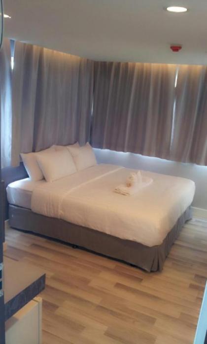 Nantra Ploenchit Hotel