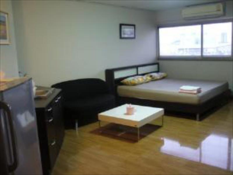 DMK Donmueang Guesthouse - image 2