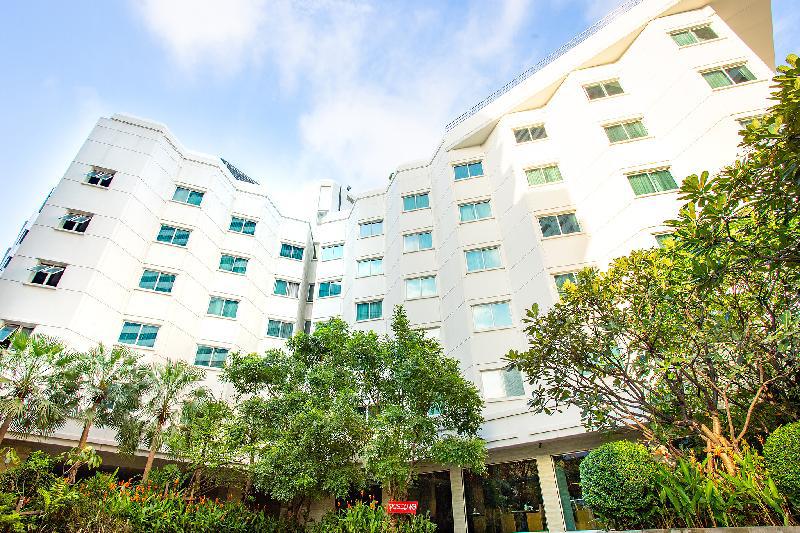 Graceland Bangkok By Grace Hotel - image 6