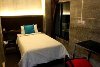 Bangkok 68 Hotel - image 7