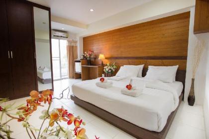 The Loft Resort Bangkok - image 3
