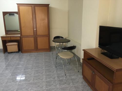 S.K. Residence - image 4