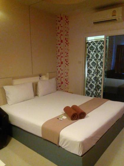 Bearing 26 Hotel - image 20