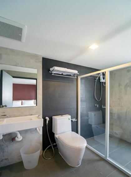 Siam Mitr Hostel - image 19