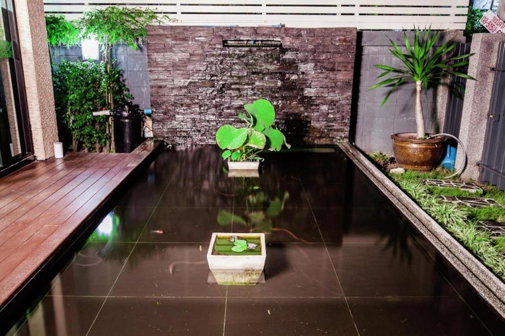 D Day Suite Mengjai - main image