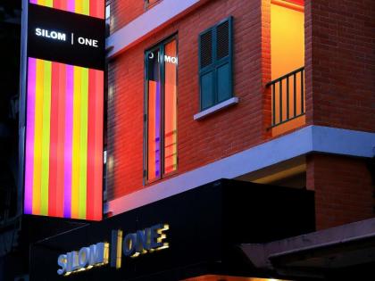 Silom One Hotel
