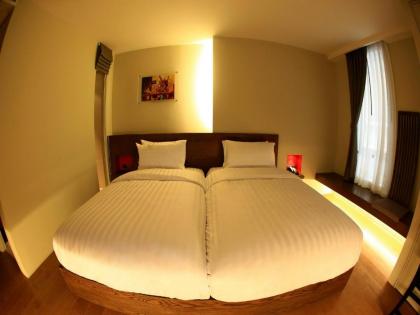 Silom One Hotel - image 13