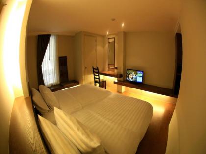 Silom One Hotel - image 15