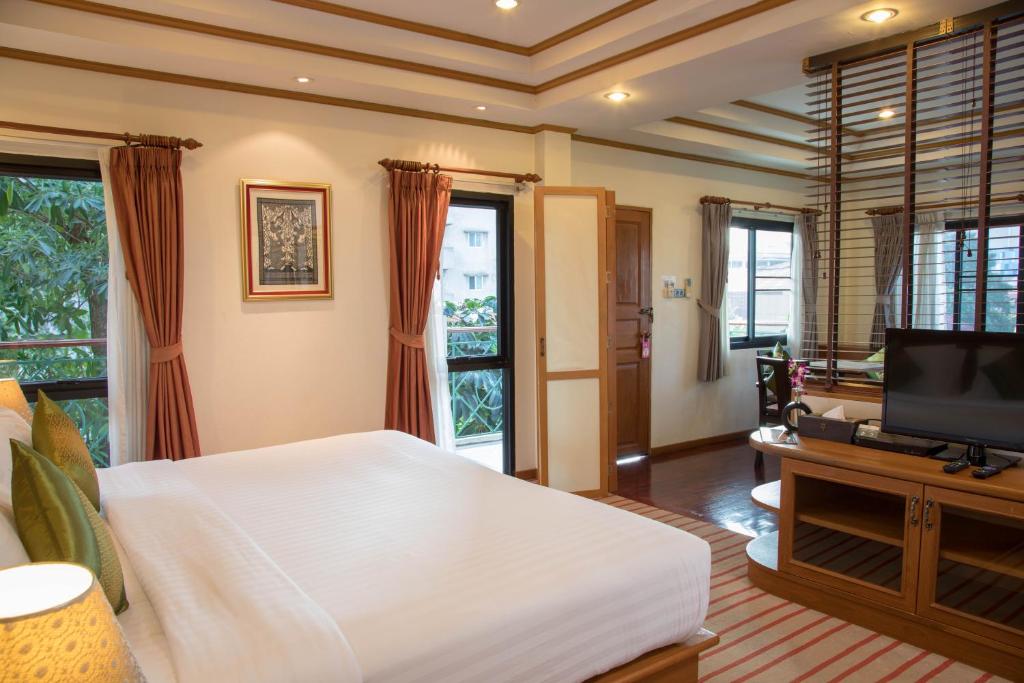 Charlie House Pinklao - image 6