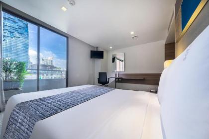 Holiday Inn Express Bangkok Sathorn - image 11