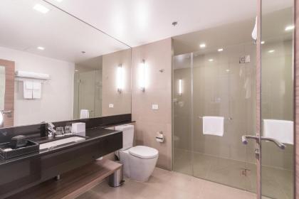 Holiday Inn Express Bangkok Sathorn - image 14