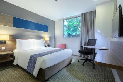 Holiday Inn Express Bangkok Sathorn - image 15
