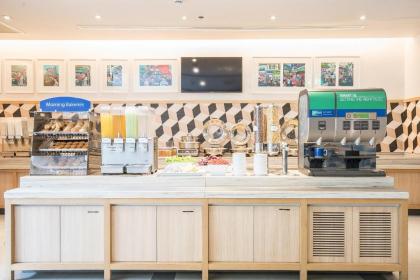 Holiday Inn Express Bangkok Sathorn - image 19