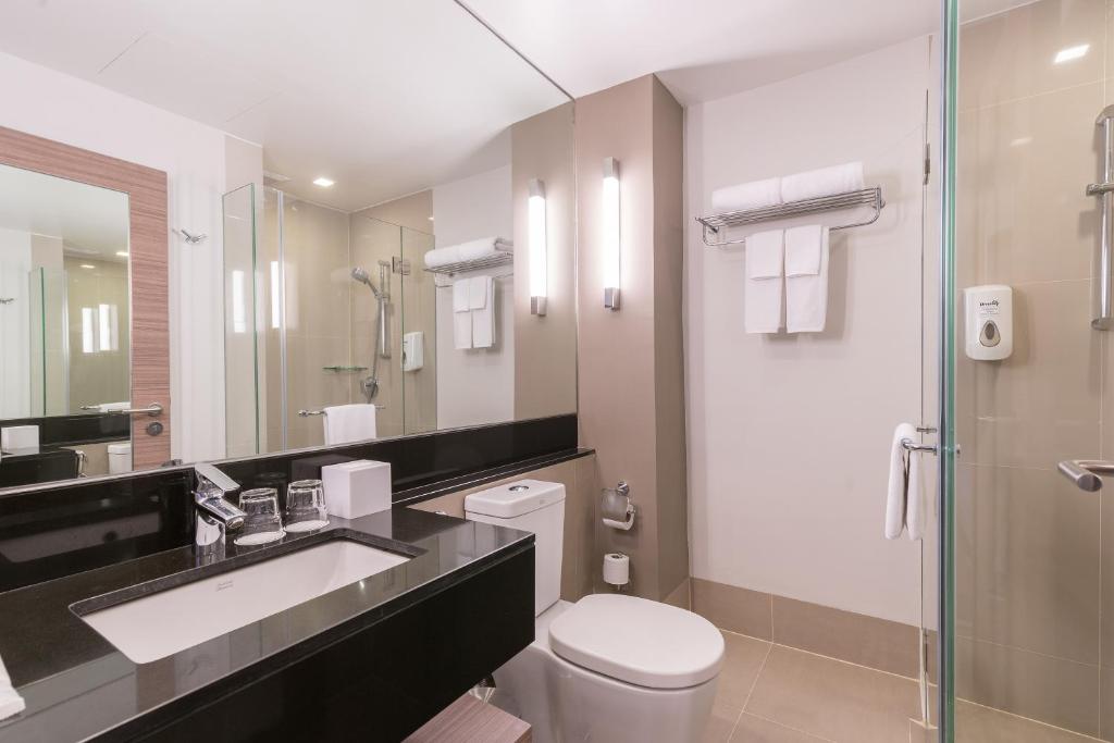 Holiday Inn Express Bangkok Sathorn - image 7