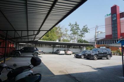 Bangkok Travel Suites Hotel - image 15