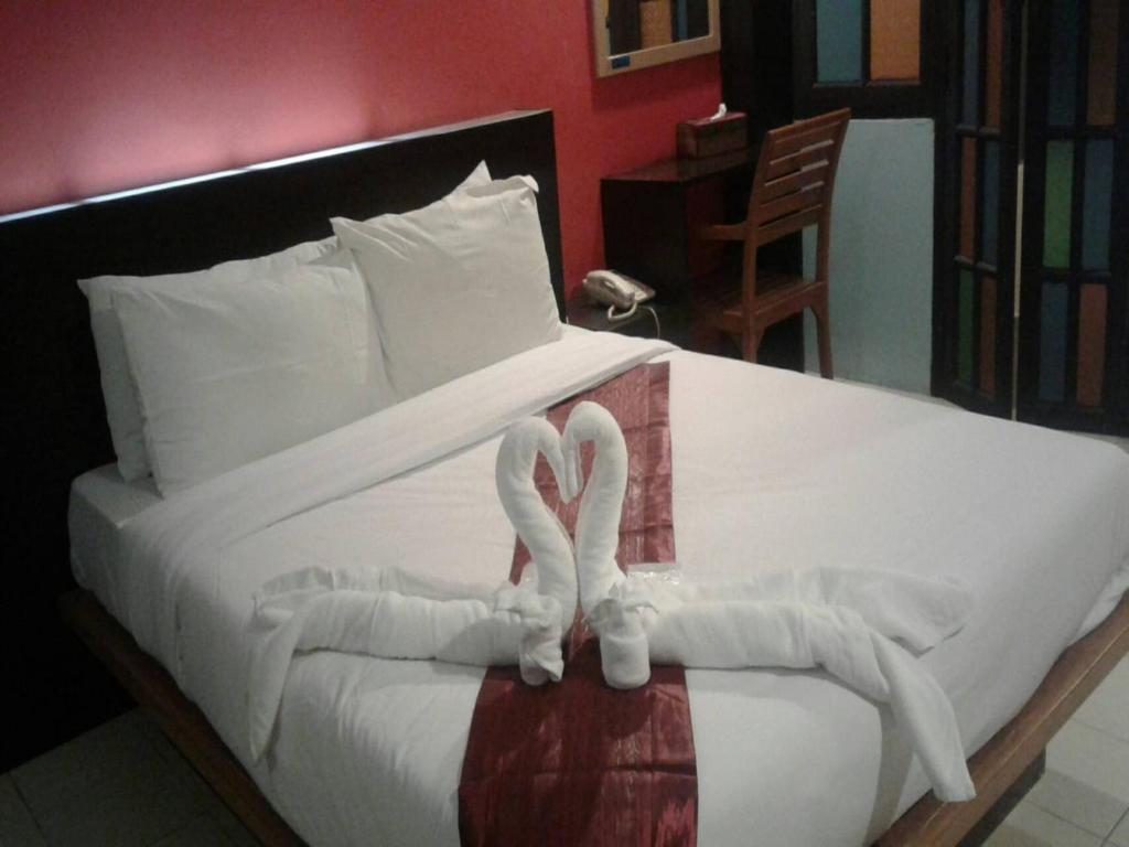 Bangkok Travel Suites Hotel - image 2
