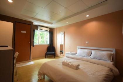 Room@Doze - image 9