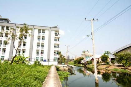 At Ease Residence Suvarnabhumi