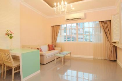 The Raya Surawong Hotel - image 12