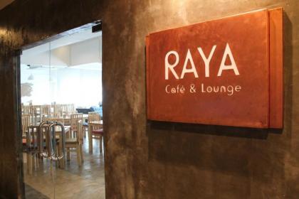 The Raya Surawong Hotel - image 3
