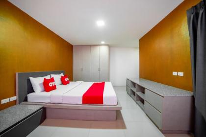 OYO 460 Int Place - image 14