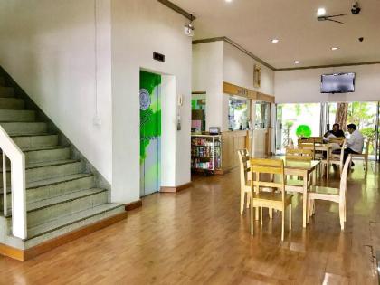 Coop Dopa Hostel - image 2
