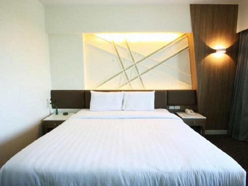 RD Hotel - image 6