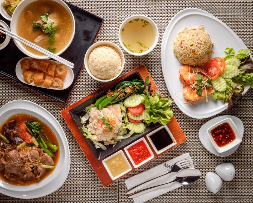 Amara Bangkok Hotel - image 4
