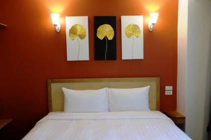 Cozy At 9 Hotel And Kitchen - image 16