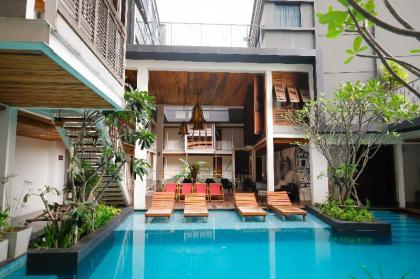 Nanda Heritage Hotel Bangkok