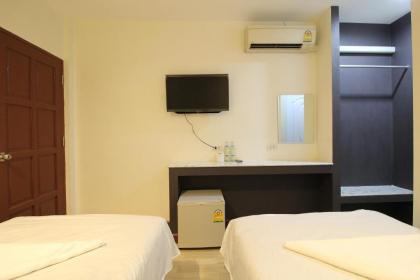 Chaiwat Guesthouse - image 8