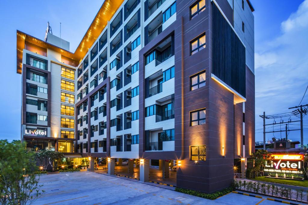 Livotel Hotel Kaset Nawamin Bangkok - main image