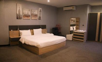 Sakura Sky Residence - image 4