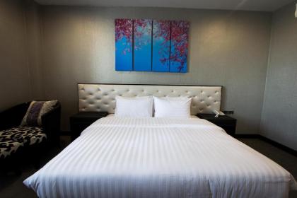 Sakura Sky Residence - image 9