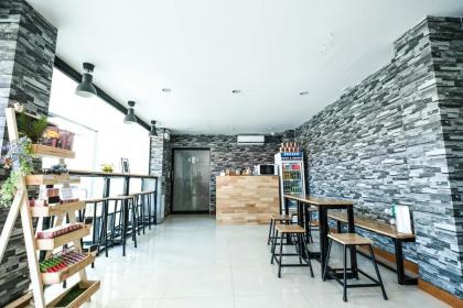 Don Muang Hotel - image 2