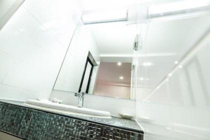 Don Muang Hotel - image 7