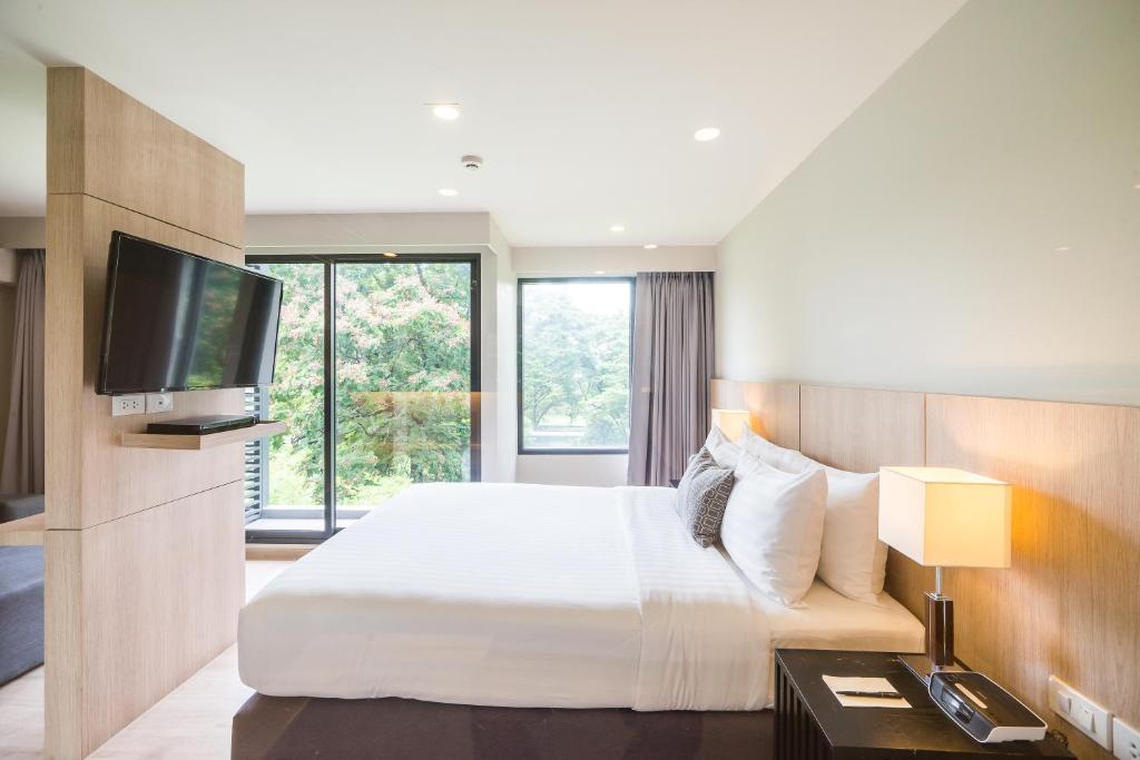 The Residence on Thonglor by UHG - image 2